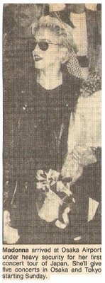 Madonna / Osaka, Japan - Arriving | Newspaper Photo with Caption | June 1987