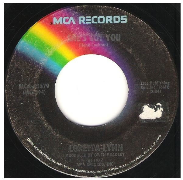 Lynn, Loretta / She's Got You | MCA 40679 | Single, 7" Vinyl | February 1977
