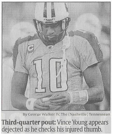 Young, Vince / Third-Quarter Pout | Newspaper Photo | November 2010 | Tennessee Titans
