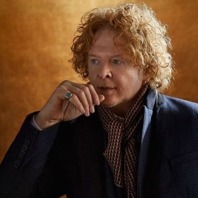 Hucknall, Mick