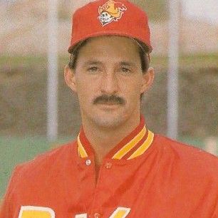 Maddux, Mike