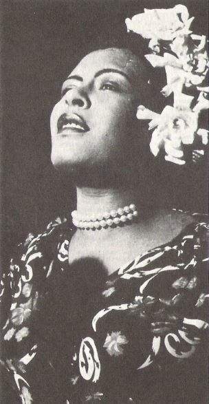 Holiday, Billie / On Stage - Double Pearl Necklace