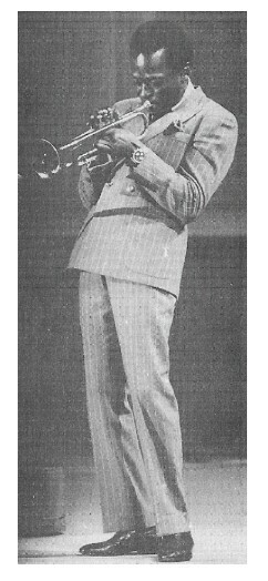 Davis, Miles / On Stage-Striped Suit--West Germany / 1959