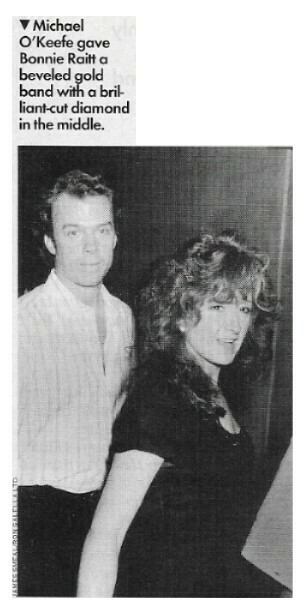 Raitt, Bonnie / Michael O'Keefe Gave Bonnie Raitt a Beveled Gold Band / 1990