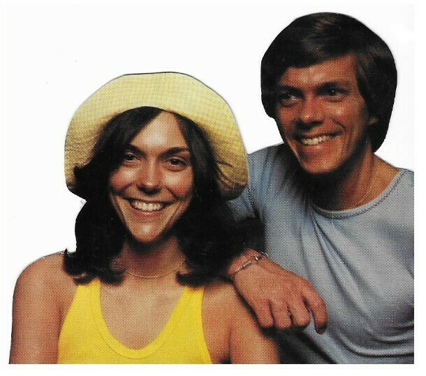 Carpenters / Karen and Richard-Karen Wearing Hat-Yellow Top / 1974