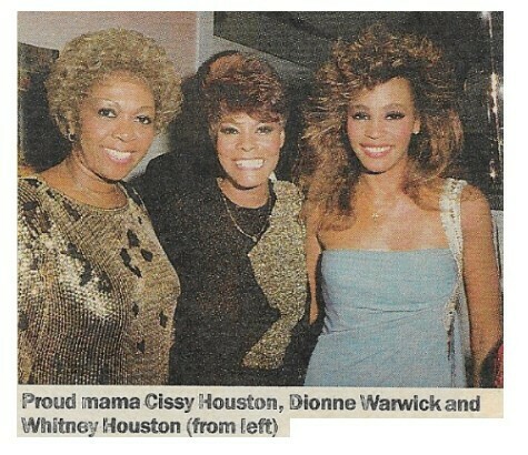 Houston, Whitney / With Cissy Houston + Dionne Warwick at Grammys / 1986