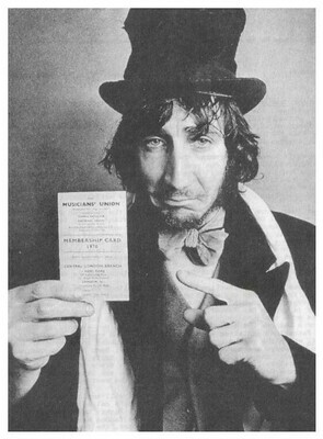 Townshend, Pete / Holding Up Musicians' Union Card / 1970
