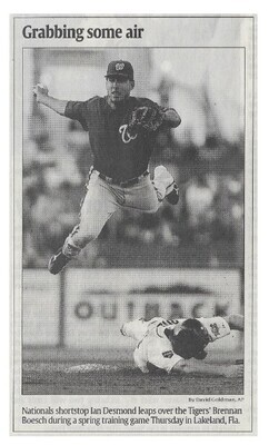 Desmond, Ian / Grabbing Some Air / 2011 - Washington Nationals