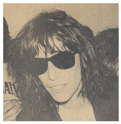 Smith, Patti / Closeup-Sunglasses / 1977
