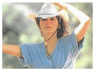 Twain, Shania / White Cowboy Hat-Blue Shirt / 1995