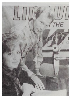 Raitt, Bonnie / At Radio Station for Westwood One / 1986