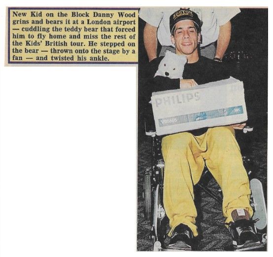 New Kids On the Block / Danny Wood: Twisted His Ankle / 1990