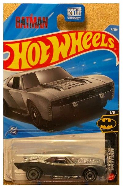 Hot Wheels / Batmobile / 2025