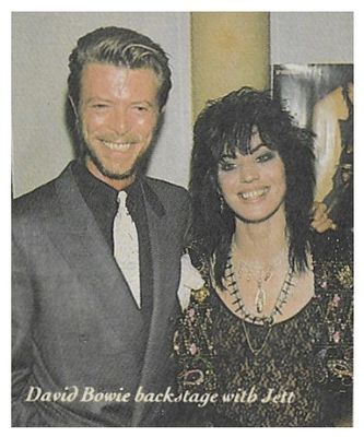 Bowie, David / Backstage with Joan Jett / 1989