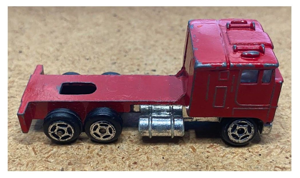 Summer Metal Products / Kenworth Truck / #S8571 - Red