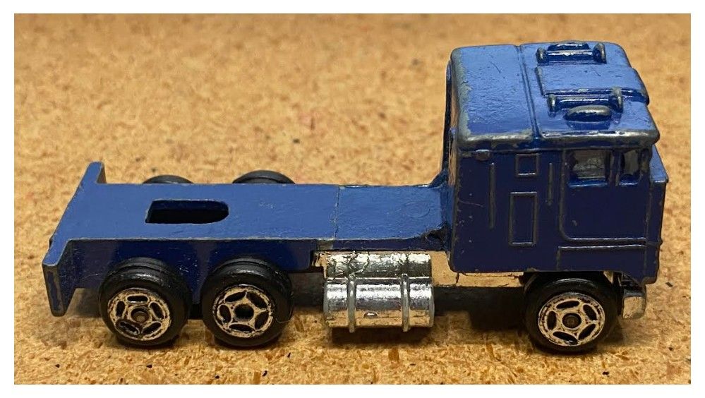 Summer Metal Products / Kenworth Truck / #S8569 - Blue