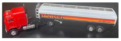 Semi Truck / Tanker - No Smoking / Red
