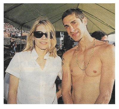 Farrell, Perry / With Blonde Friend--No Shirt / 1995