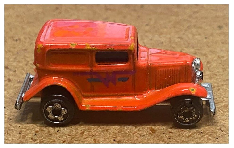Hot Wheels / 1932 Ford Delivery / Micro Color Racers