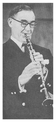 Goodman, Benny / On Stage-Wearing Suit and Tie