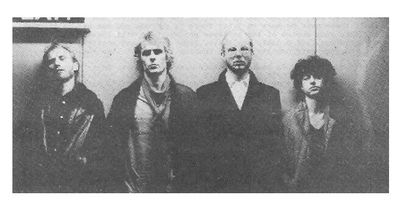 Wishbone Ash / Group Photo-Lined Up Against Wall