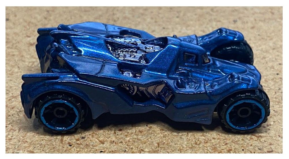 Hot Wheels / Batmobile (Arkham Knight) / Metalflake Blue