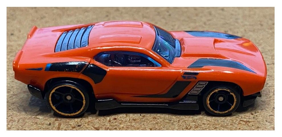 Hot Wheels / Ravenger S/T / Orange