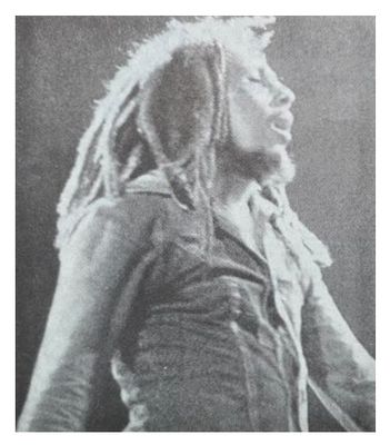 Marley, Bob / On Stage--Profile--Eyes Closed / 1979