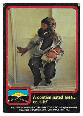 Close Encounters of the Third Kind / A Contaminated Area...or is It? / Topps #32