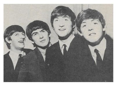 Beatles, The / Group Photo-Suits and Ties-Ringo at Left / 1964