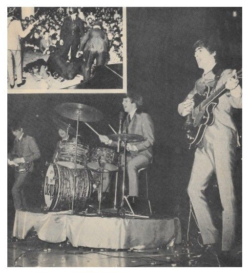 Beatles, The / On Stage-George at Right / 1964