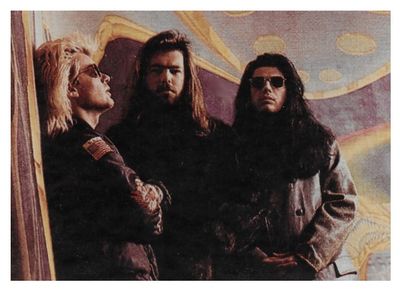 Cult, The / Group Photo-Ian Astbury at Right / 1987