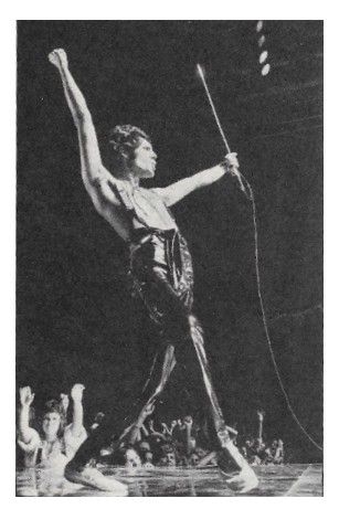 Queen / Freddie Mercury: On Stage--Mic Stand in Air / 1970s