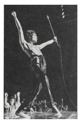 Queen / Freddie Mercury: On Stage--Mic Stand in Air / 1970s