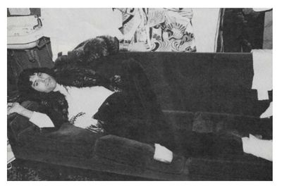 Queen / Freddie Mercury: Swansea, Wales--On Couch / 1978