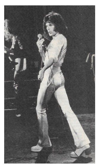 Queen / Freddie Mercury: On Stage--Looking Over Left Shoulder / 1970s