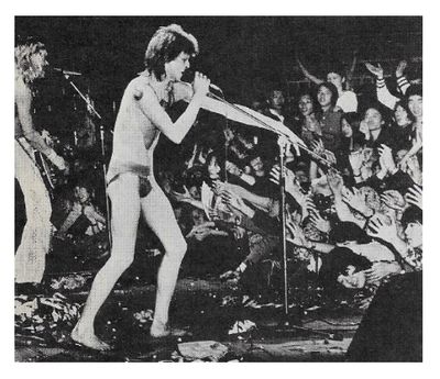 Bowie, David / On Stage with Mick Ronson / 1970s