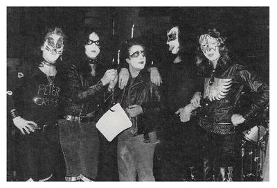 Kiss / With Neil Bogart / 1974