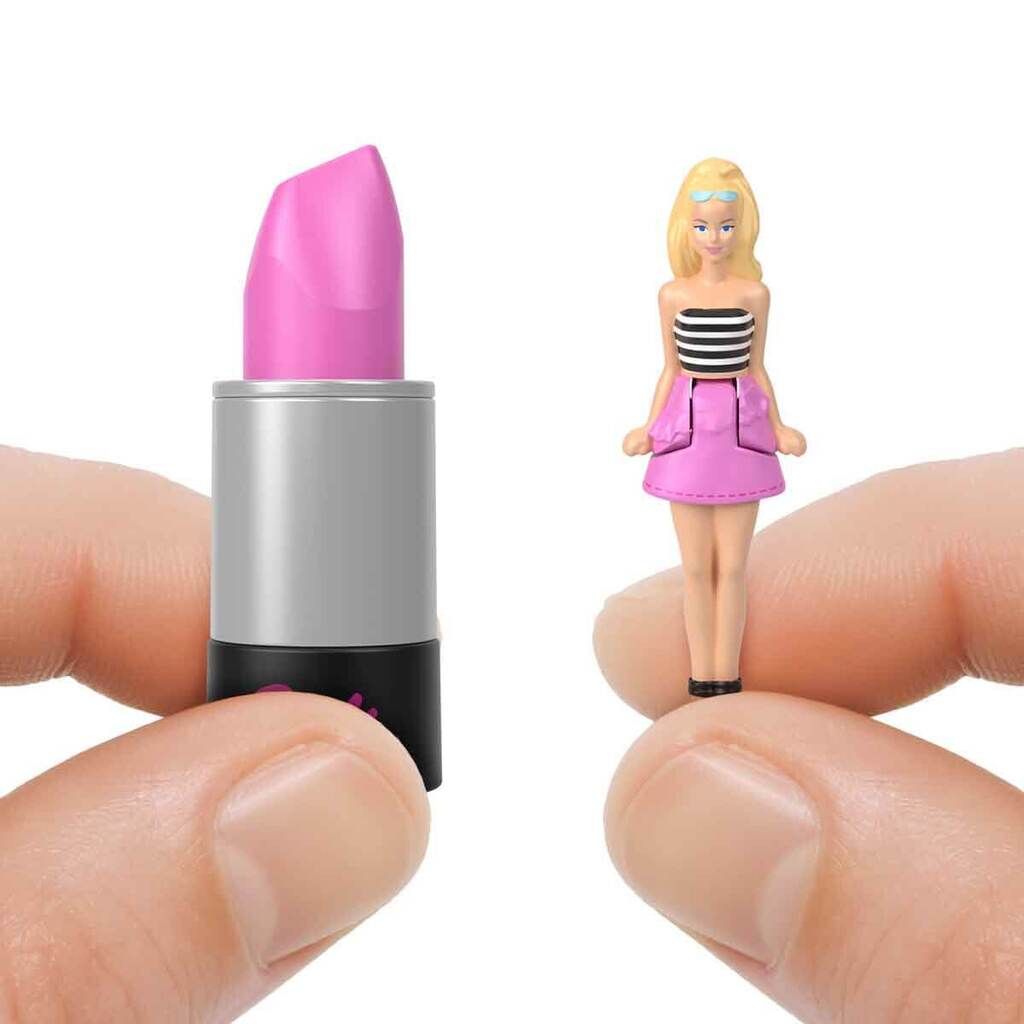 Mattel Mini Barbie Land Fashionista 