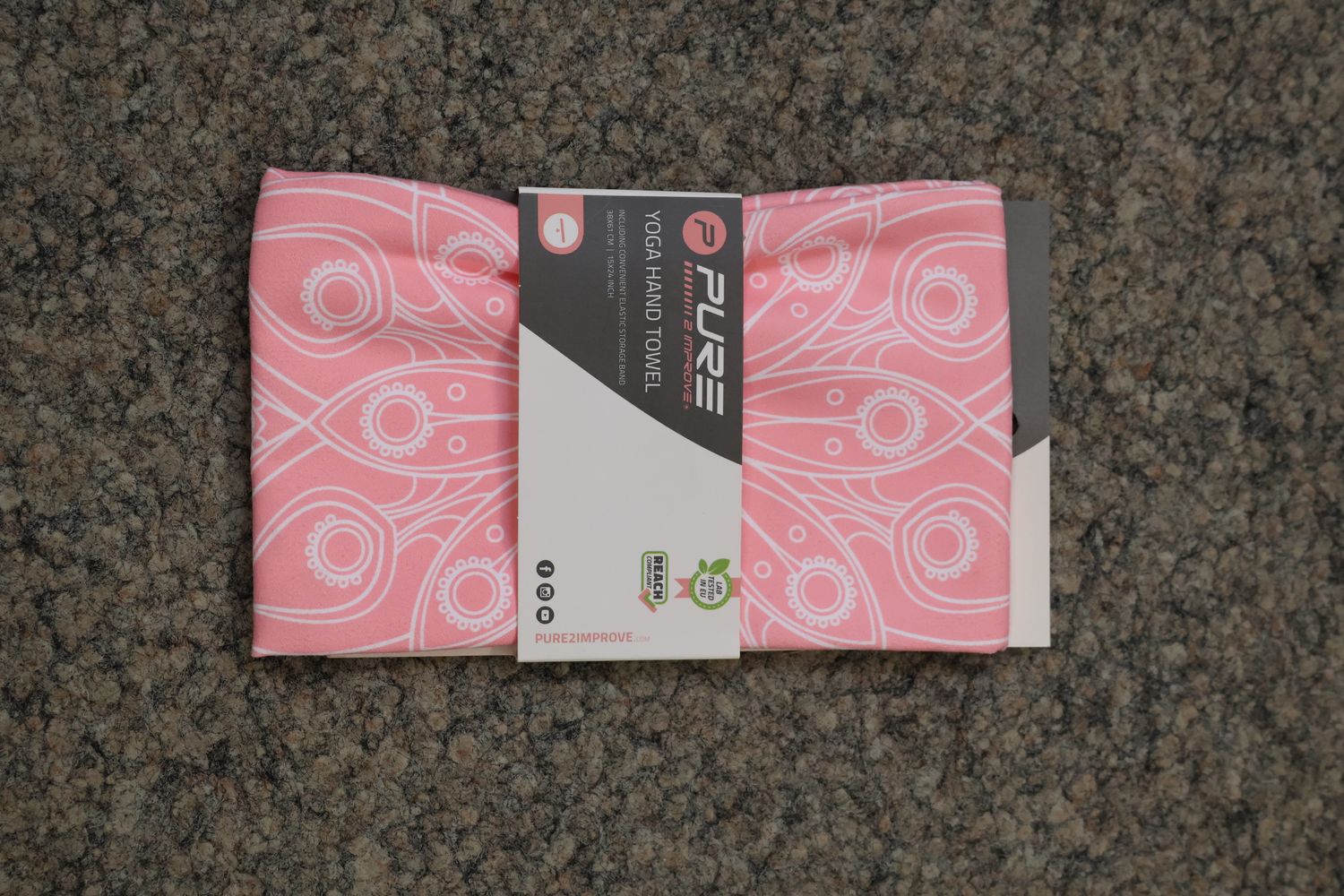 Pure2Improve Yoga Handtuch (rosa, S)