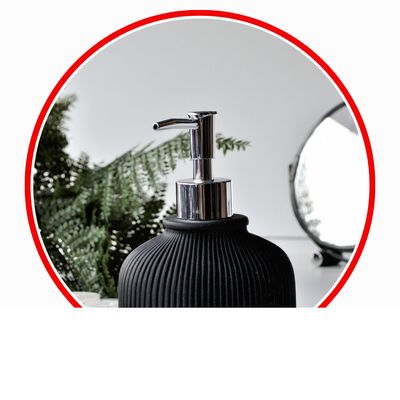 Seifenspender &amp; Schalen