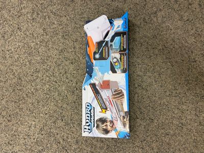 Rechargeable electronic water pistol