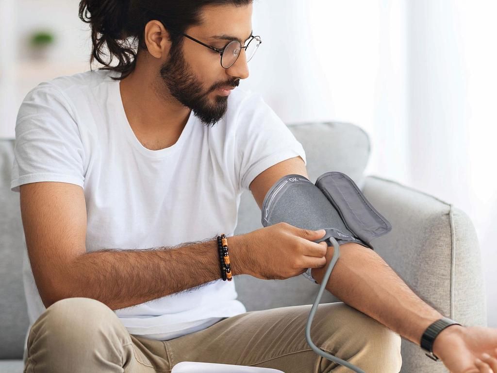 Grundig arm blood pressure monitor