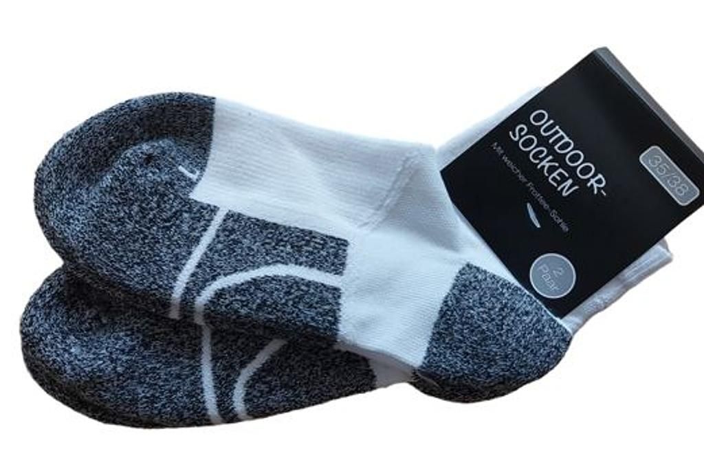 CHAMP Outdoor Socks 2-Pack