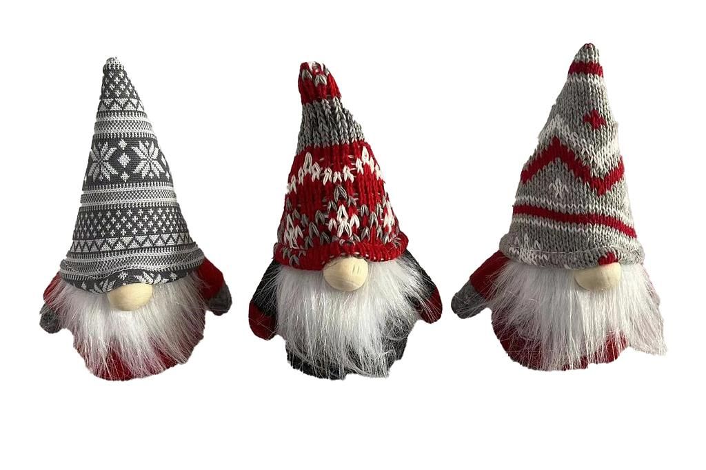 CHAMP Decorative figurine gnome with knitted hat