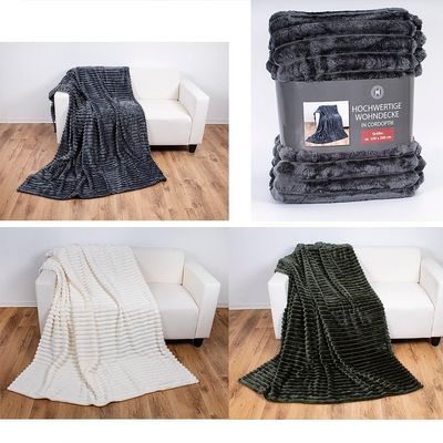 CHAMP blanket with corduroy look