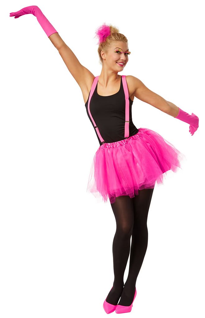 Dress for fun: Tulle skirt with suspenders