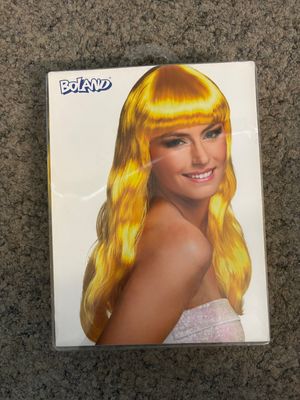 Yellow wig