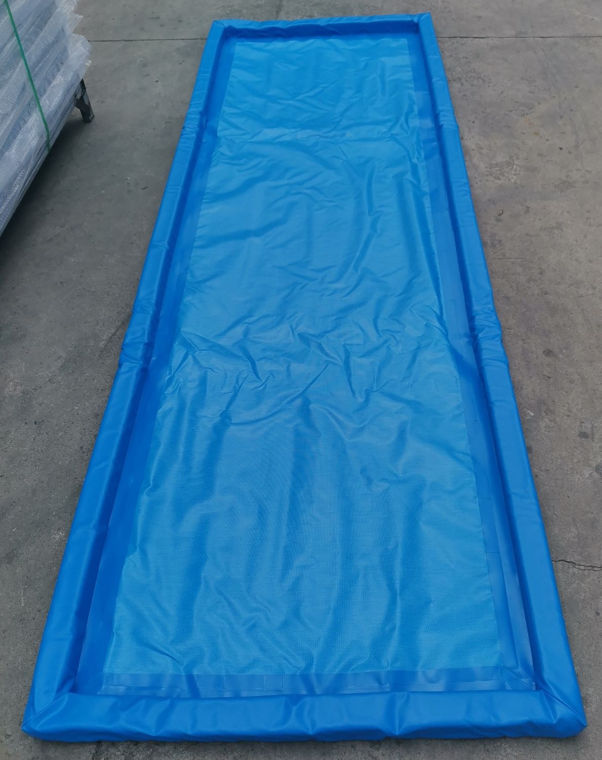 Wassergraben 3*3m 6cm Rand