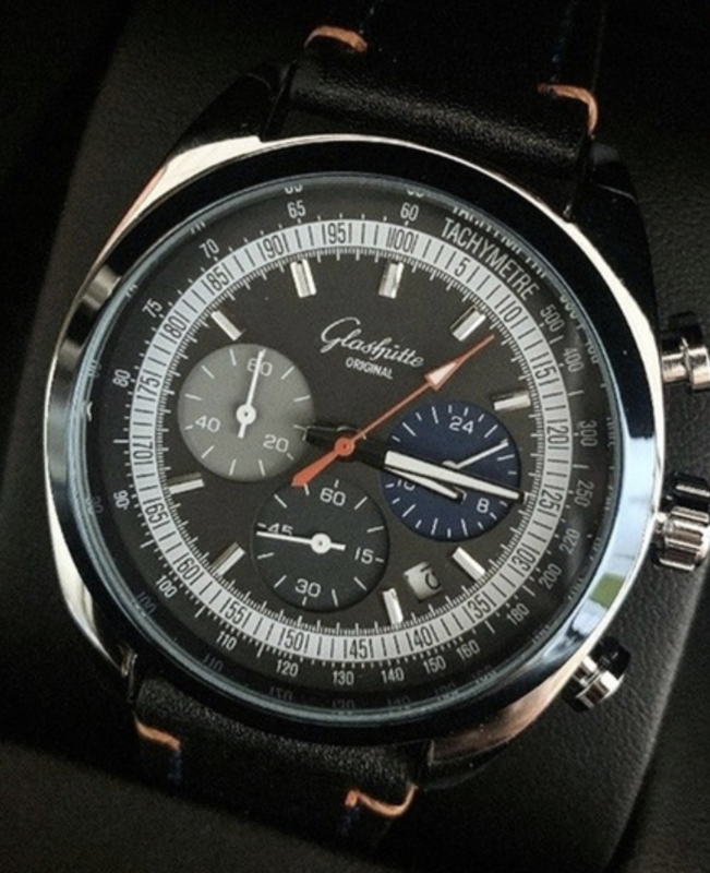 Glashütte herenklok, quartz, kalender, zwart.